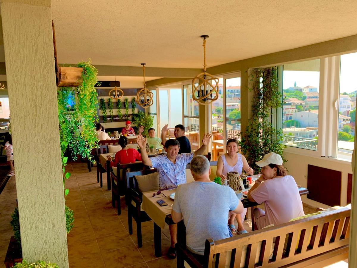 Apartments Tati Улцинь Экстерьер фото