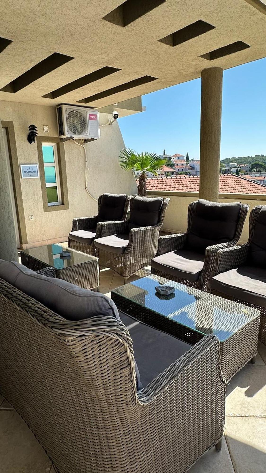 Apartments Tati Улцинь Экстерьер фото