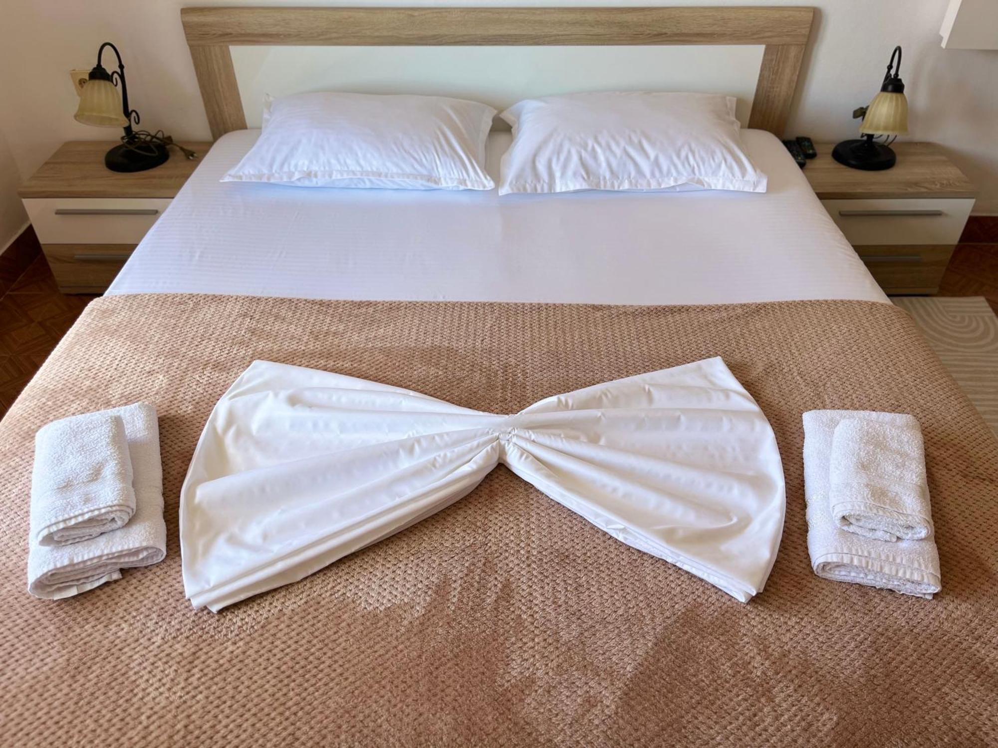 Apartments Tati Улцинь Экстерьер фото