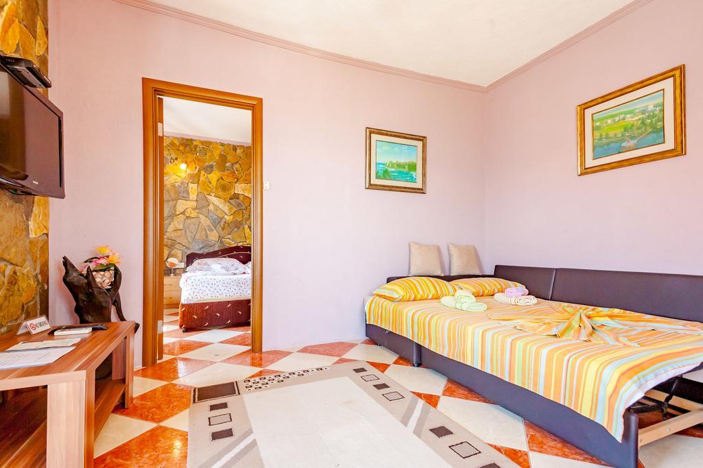 Apartments Tati Улцинь Экстерьер фото